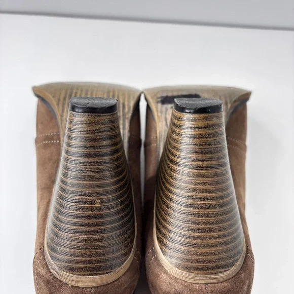 Mia Boots Size 8 M Sean Ankle Bootie Brown Lace Up Round Toe Cone Heels Vegan - Picture 5 of 15